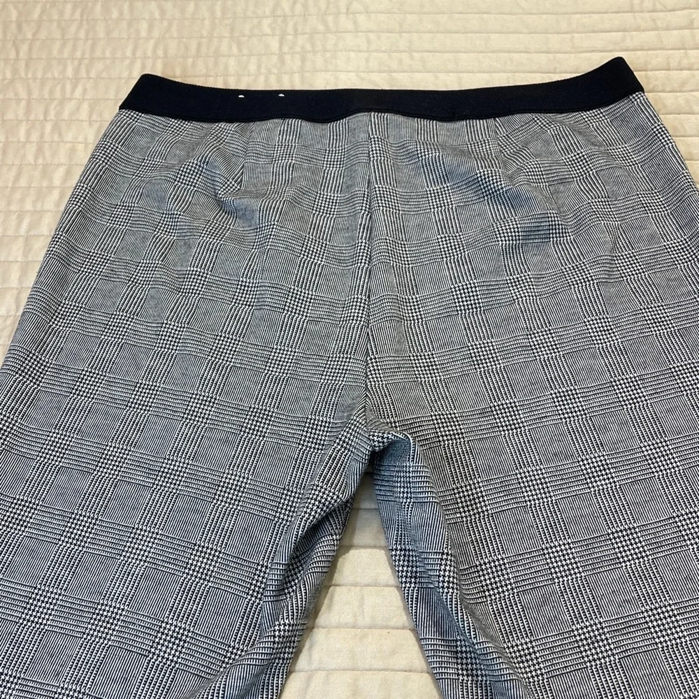 Talbots SOHO ANKLE WOMENS 12  Black and Gray Plaid Dress Pants PULL ON ELASTIC